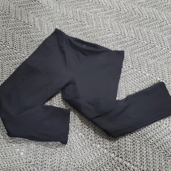 Black Leggings 💪 - Picture 1 of 4